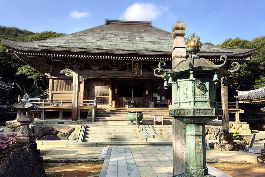 お遍路さんの修行道　金剛福寺