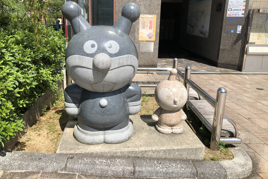 バイキンマンとドキンちゃん