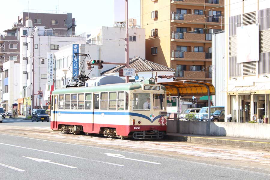 電車通り・土佐電鉄