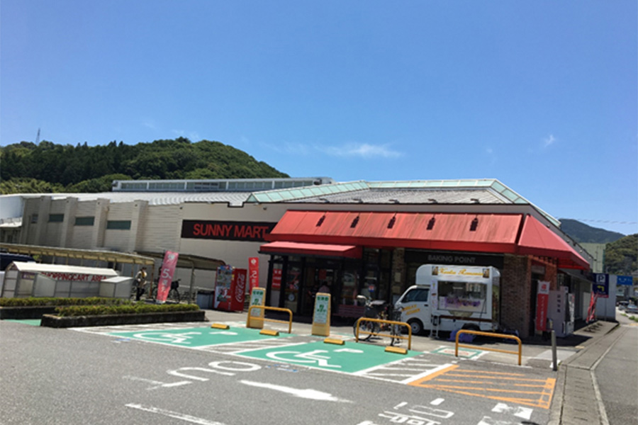 サニーマート土佐道路東店