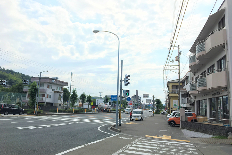 土佐道路大原町付近